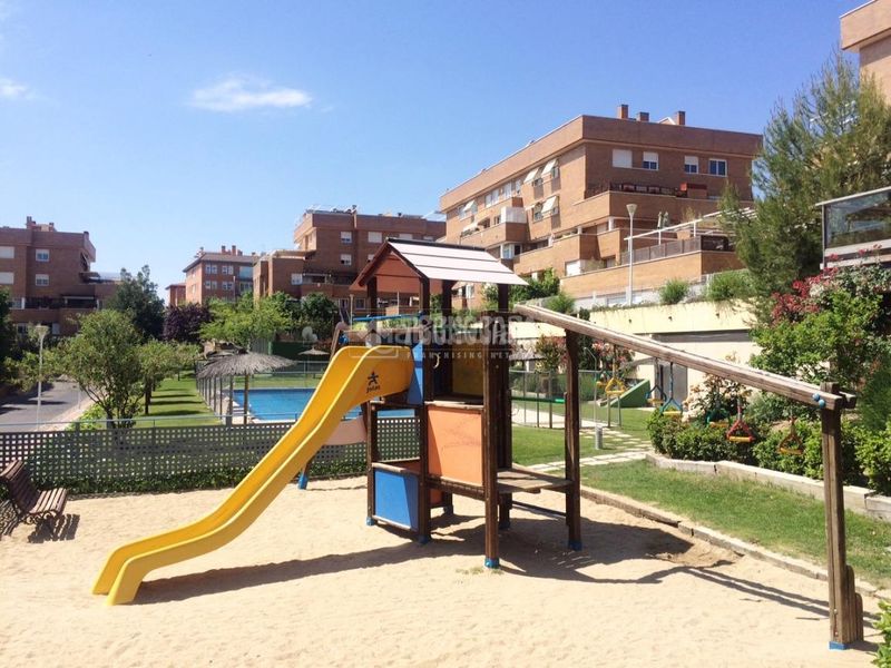 Foto 75e35d85-bf9e-4cc2-93c0-6102b0031242. Piso  en venta en Sector B Boadilla del Monte