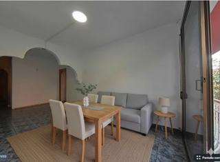 Etagenwohnung in Carrer del General Palafox