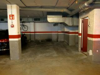 Parking coche  Carrer de ramón de campoamor 10. Parking  en venta en campoamor, cornellà de llobregat