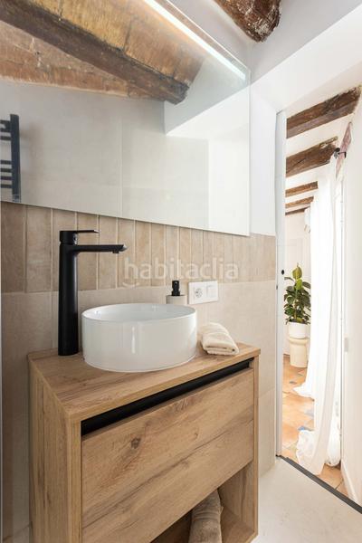 Foto 435184f2-628b-46e7-96a2-2917d770f416. Piso en Raval Barcelona