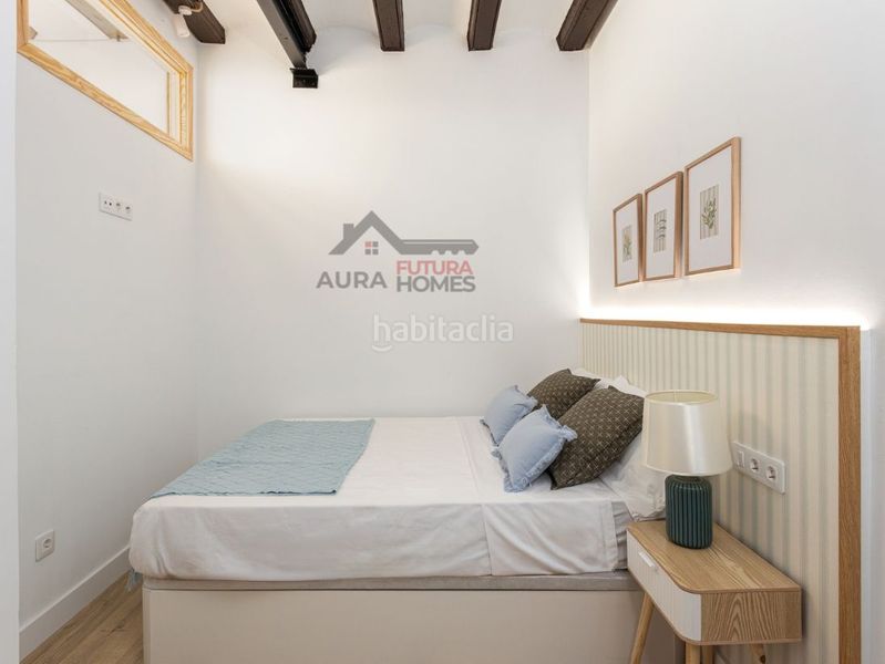 Foto 46c631e0-37b5-413f-bbb0-57cb2a3bd25e. Piso en Raval Barcelona