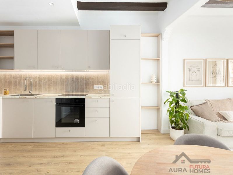 Foto 7666a007-767b-462e-a9ae-50a49ac8f4cb. Piso en Raval Barcelona