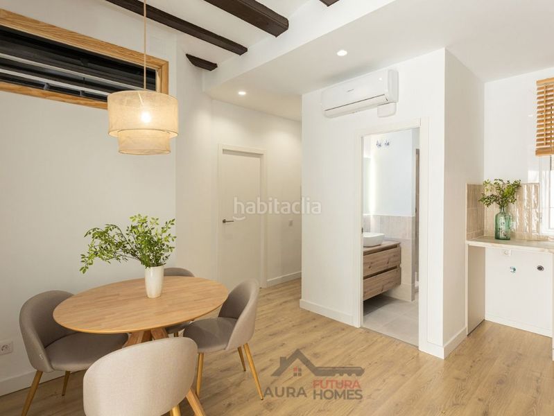 Foto eaddc901-269a-4318-8946-440c4ab9cc01. Piso en Raval Barcelona