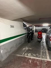 Lloguer Aparcament de moto  Carrer de guitard. Parking en alquiler en sants estación