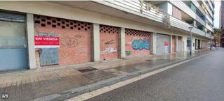 Local commercial  Avinguda d'europa. Amplio local