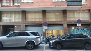 Bureau  Carrer santiago apòstol. Oficina en el centro de dos plantas.