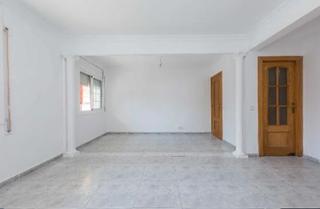 Appartamento  Carrer del pedraforca. Piso en pedraforca