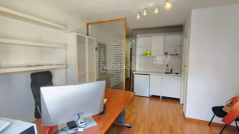 Foto d6c6b2ee-4c89-4ce5-a99e-2f8013f66360. Miete büro mit heizung in Centro Histórico Málaga