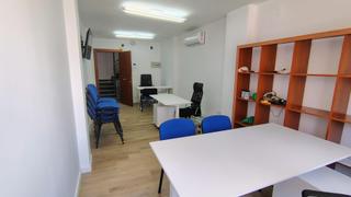 Alquiler Oficina en Cortes-Huertas. Oficina en el centro historico