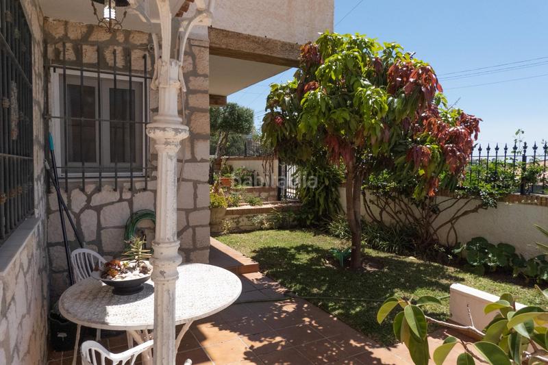 Foto 3d9526e5-c506-484c-a603-2ad8fa730742. Chalet con parcheggio in La Cala del Moral Rincón de la Victoria