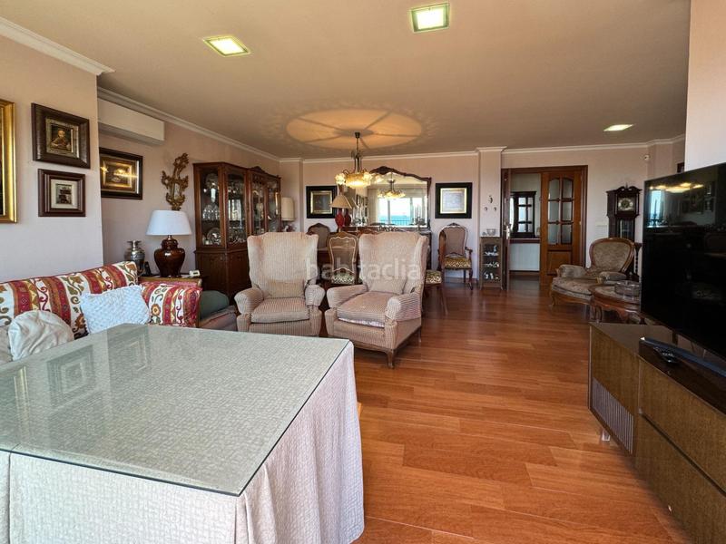 Foto 79ff83cf-5b34-4499-abd7-77402e5e63c4. Chalet con parcheggio in La Cala del Moral Rincón de la Victoria