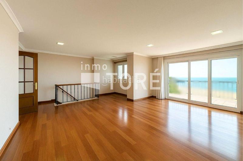 Foto 91fc7d46-287e-4ee5-aabd-36b71d79e2ed. Xalet amb aparcament a La Cala del Moral Rincón de la Victoria