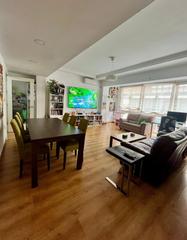Etagenwohnung in La Victoria. Piso para entrar a vivir en el barrio de la victoria