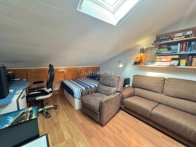 Foto edf7b7b8-5410-423e-9b9a-83927d54110e. Casa adossada amb aparcament a Conde de Ureña Málaga