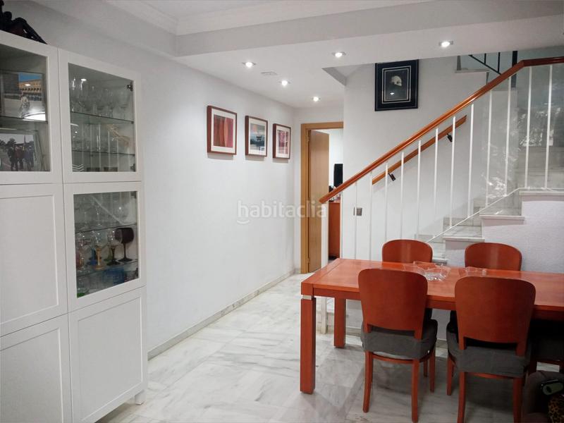 Foto f9309d49-2382-4da4-beab-7a513803c1d8. Casa adosada precioso chalet adosado en conde ureña con garaje. en Málaga