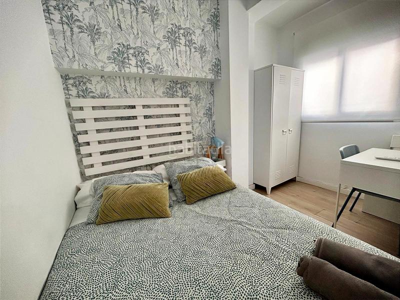 Foto dc17b40d-4346-4dd0-999b-0abed0be39e7. Piso apartamento ideal inversión en Los Castillejos - La Trinidad Málaga
