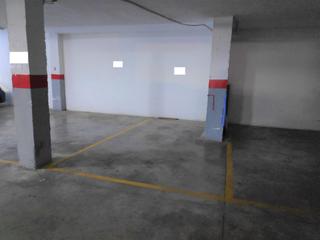 Aparcament cotxe a Camino de Antequera. Plaza de garaje en venta a pocos metros del hospital carlos haya