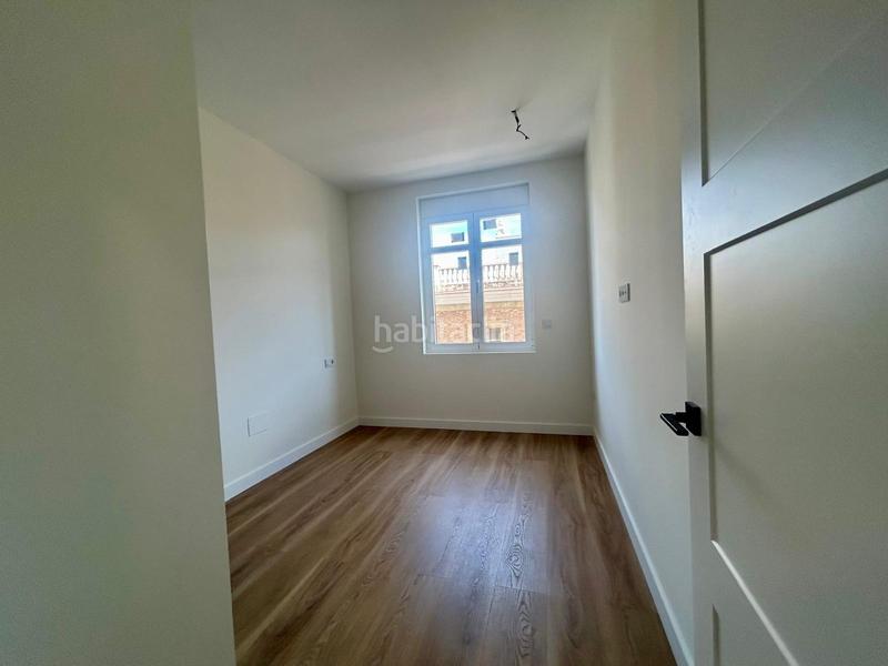 Foto 8d83c9fc-09bc-4c96-95f6-b475e2c039e4. Piso exclusivo piso reformado centropuerto en Ensanche Centro - Puerto Málaga