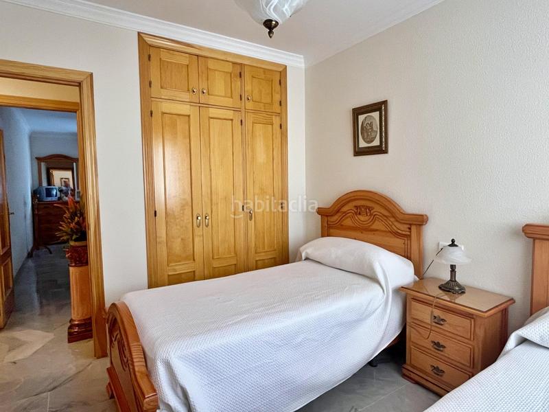 Foto 2db83f37-3d57-42b9-9bef-0c28f41c51c4. Rent flat with parking pool in Poniente-Faro Torre del Mar