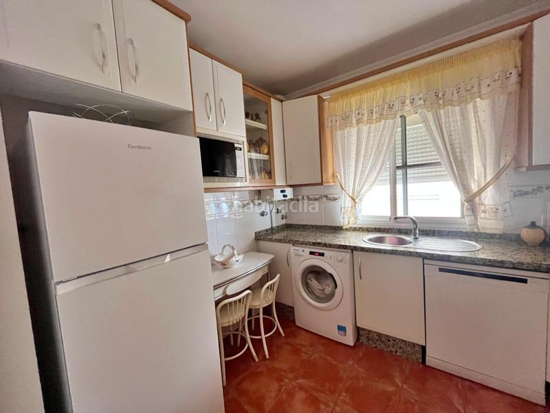 Foto 8dbb9562-094e-47f5-ab45-7387cd9a3f55. Rent flat with parking pool in Poniente-Faro Torre del Mar