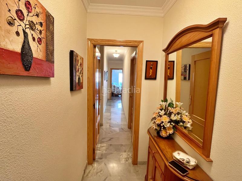 Foto c2873052-238f-4a6b-b86b-5a1034264bf3. Rent flat with parking pool in Poniente-Faro Torre del Mar