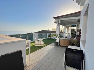Ático en La Cala del Moral. Exclusivo ático reformado con vistas panorámicas al mar