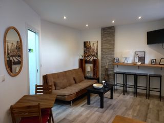 Location Maison jumelée à La Merced. Se alquila para larga duración  casa dúplex en el centro de mála
