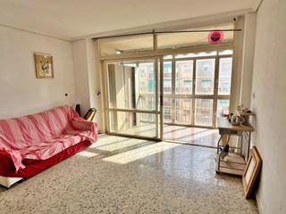 Flat in Perchel Sur - Plaza de Toros Vieja. Amplio piso a reformar en perchel sur
