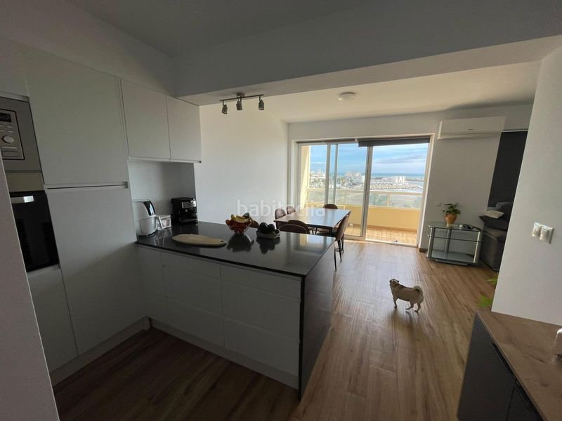 Foto ff652ad0-016e-40d2-9a99-01ef084af79f. Apartament amb aparcament a Puerto Marina Benalmádena