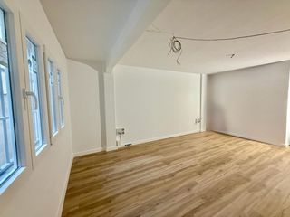 Rent Office space in Perchel Sur - Plaza de Toros Vieja. Oficina a estrenar en alquiler.