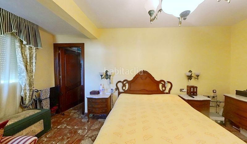 Foto cdba80a5-a47d-4167-bc0b-7879d39ad2b6. Casa adossada amb aparcament piscina a Conde de Ureña Málaga
