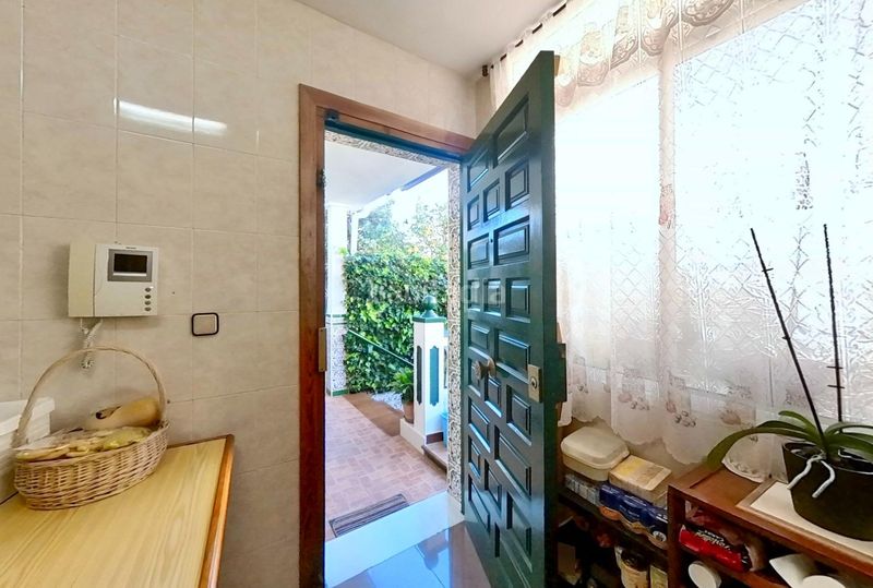Foto d851e419-8ce3-4257-9138-865e0e49ace0. Casa adossada amb aparcament piscina a Conde de Ureña Málaga