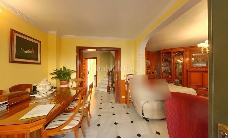 Foto f0d55403-ccaf-488a-b4ac-580d0845b1c2. Casa adossada amb aparcament piscina a Conde de Ureña Málaga