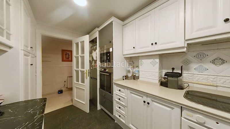 Foto 657f3fd0-048c-4f63-acb3-b5ce8a334b41. Pis amb aparcament piscina a Cerrado de Calderón - Hacienda Paredes Málaga