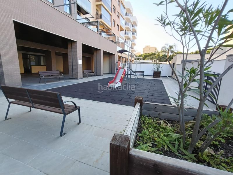 Foto aca61d09-173a-4875-b4cc-da998613f840. Flat with parking pool in Paseo Marítimo Oeste - Pacífico Málaga