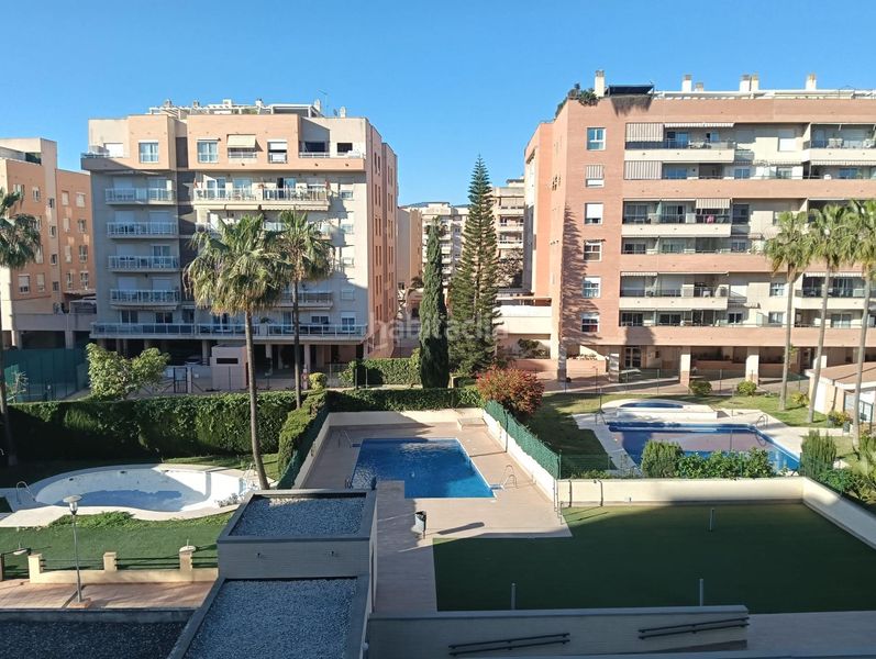Foto f3b104e6-29b8-4f3c-8353-3cb710e7efe0. Flat with parking pool in Paseo Marítimo Oeste - Pacífico Málaga