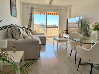 Flat in Cotomar. Última planta con terraza y vistas al mar  garaje y piscina  lis