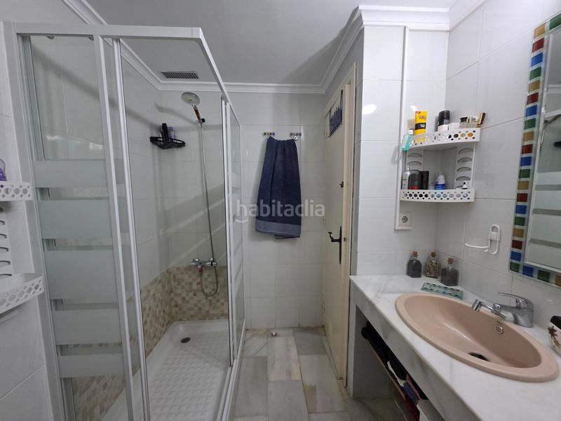 Foto 3144152f-0a04-4e82-8356-18b194de6c8a. Apartament amb piscina a Parque de la Paloma Benalmádena