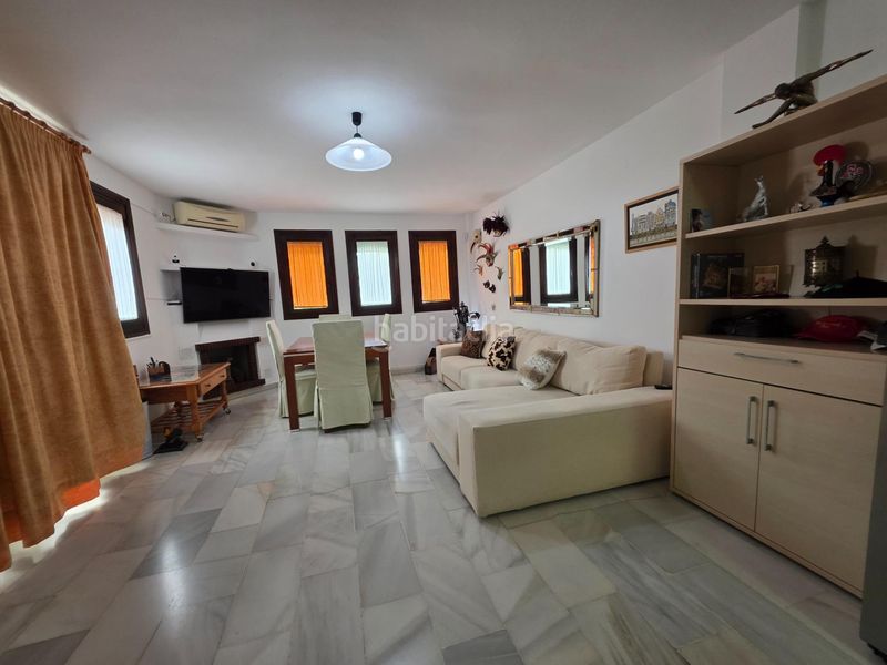 Foto c8c6f6a9-55fa-4eab-80a6-15eb7cb32489. Apartament amb piscina a Parque de la Paloma Benalmádena