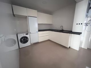 Pis a Los Castillejos - La Trinidad. Amplio y reformado piso en eugenio gross