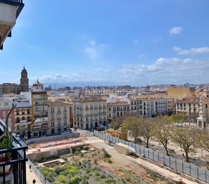 Foto f557ffaa-69ac-4efb-bc37-c78badce9c50. Rent flat with heating in La Victoria Málaga