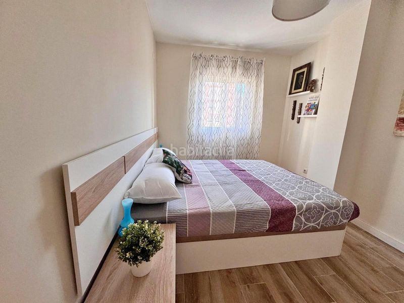 Foto acf5b6e8-3dac-40f4-aacf-76cfeeac68ca. Pis amb calefacció aparcament a Carranque - Haza Cuevas Málaga
