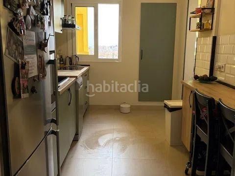 Foto 0b0f8ca8-4fcf-442e-8092-298f8c982a56. Apartament amb aparcament a Centro ciudad Fuengirola