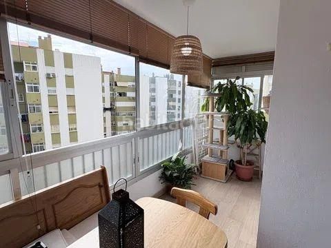 Foto 0f8781b9-09f4-4410-86ee-4bab8f825f28. Apartament amb aparcament a Centro ciudad Fuengirola
