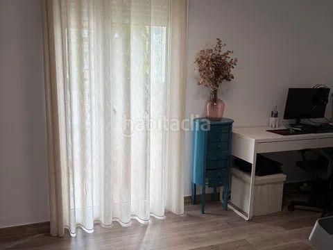 Foto 235ebe05-04fa-4dc3-ae3d-b0c2a770a29c. Apartament amb aparcament a Centro ciudad Fuengirola