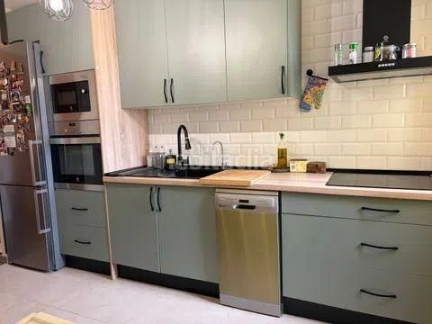 Foto a1c73470-4706-4312-922b-4147af4f5211. Apartament amb aparcament a Centro ciudad Fuengirola