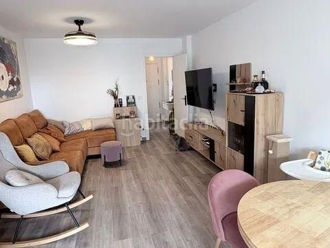 Foto c8995efc-4bbe-499c-9296-8381cff11198. Apartament amb aparcament a Centro ciudad Fuengirola