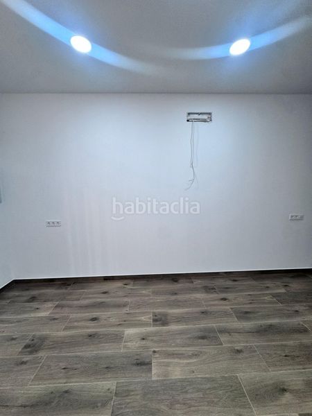 Foto 7b129efd-86e8-42cd-8ed8-33b60d848a09. Piso en Santa Cristina - San Rafael Málaga