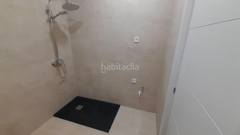 Foto ae0ba470-f000-46ad-bba8-1cfc08a8fda4. Piso en Santa Cristina - San Rafael Málaga