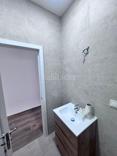 Foto b0944131-3ce1-40cb-be82-cfacf625c33a. Piso en Santa Cristina - San Rafael Málaga